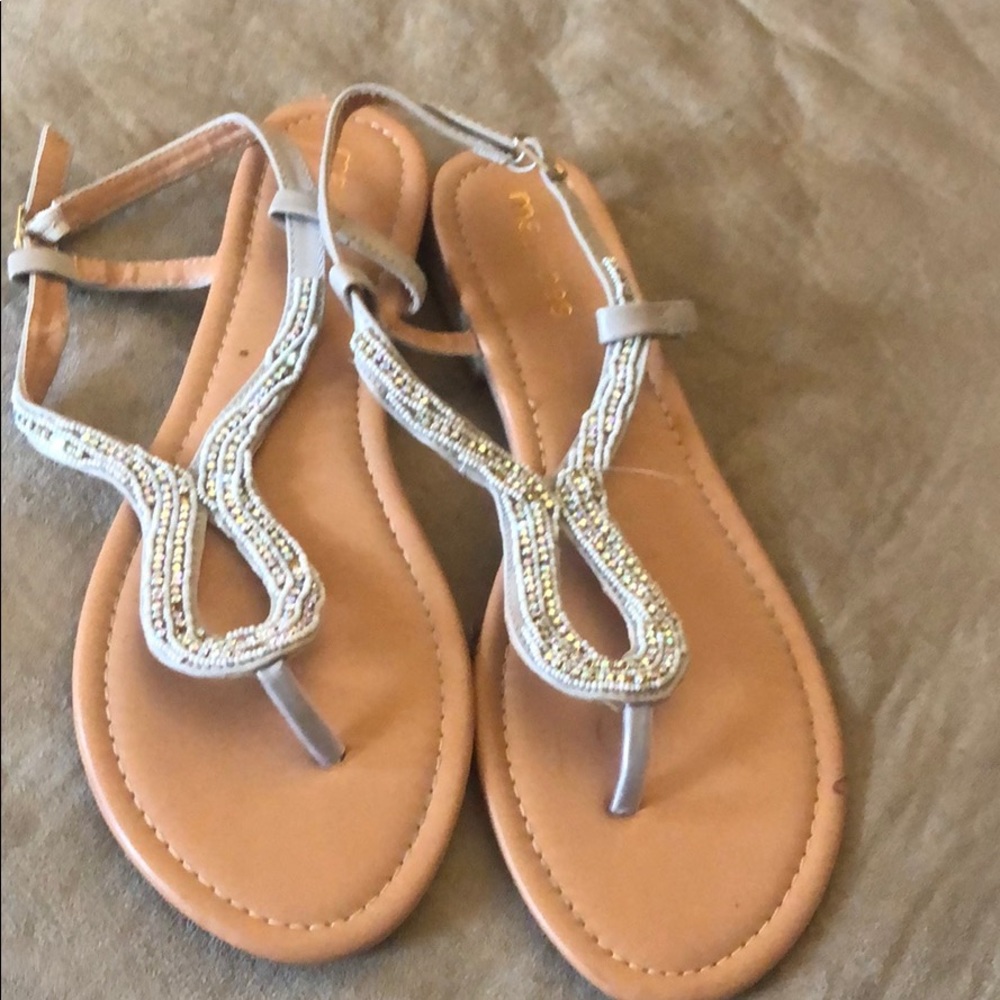 Sandle